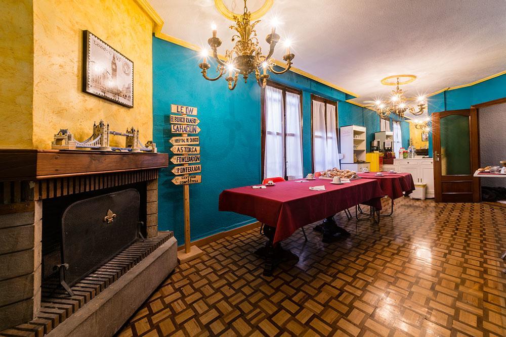 Hostal Londres レオン エクステリア 写真