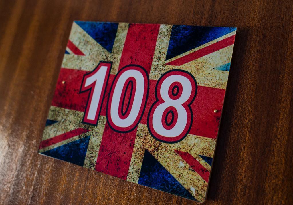 Hostal Londres レオン エクステリア 写真