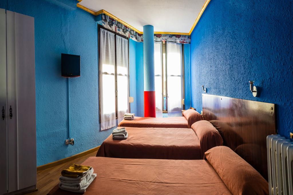 Hostal Londres レオン エクステリア 写真